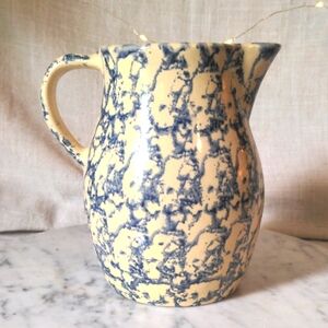 Vintage Spongeware Pitcher ~ Farmhouse Cottage Style